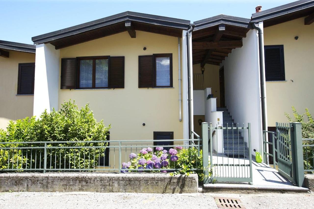 Residenza Arcobaleno Lejlighed Pino Lago Maggiore Eksteriør billede
