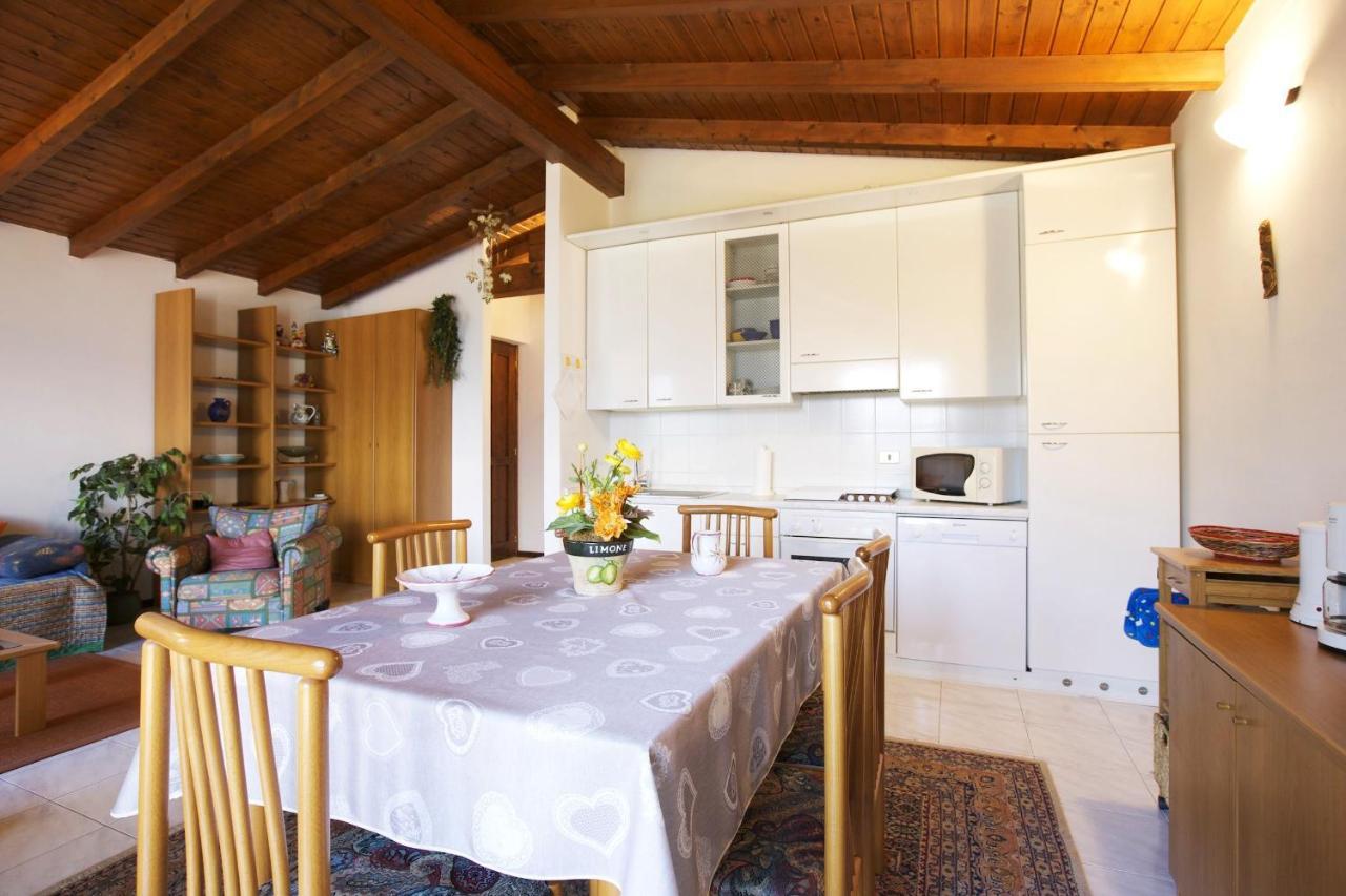 Residenza Arcobaleno Lejlighed Pino Lago Maggiore Eksteriør billede